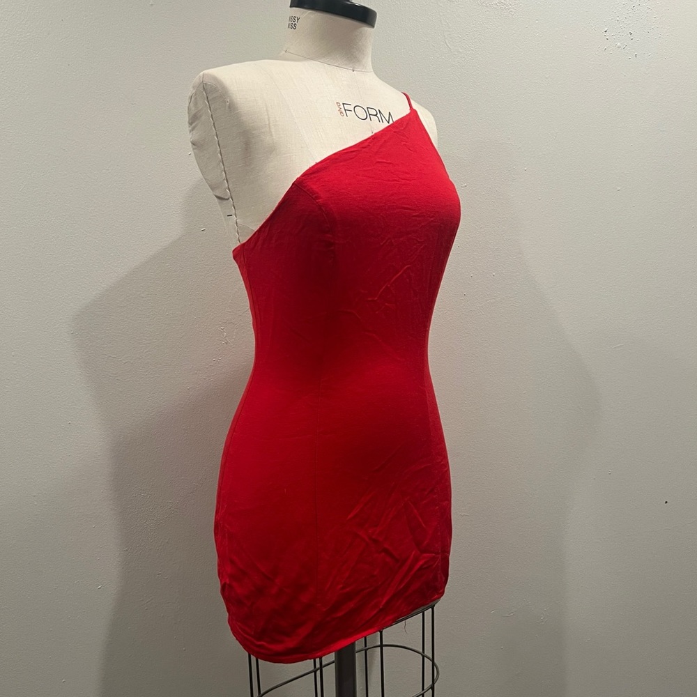 Revolve Super Down Red Asymmetrical One Shoulder … - image 2